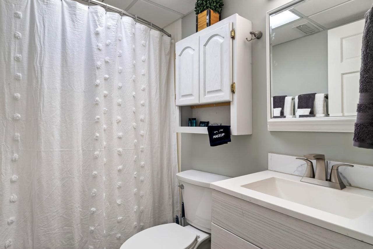 Lovely Condo W/ Indoor Pool *Only Steps To Parkway Гатлинбург Экстерьер фото
